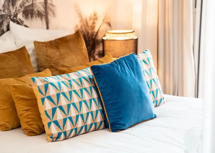 Summer Wind - Palm Agathois *